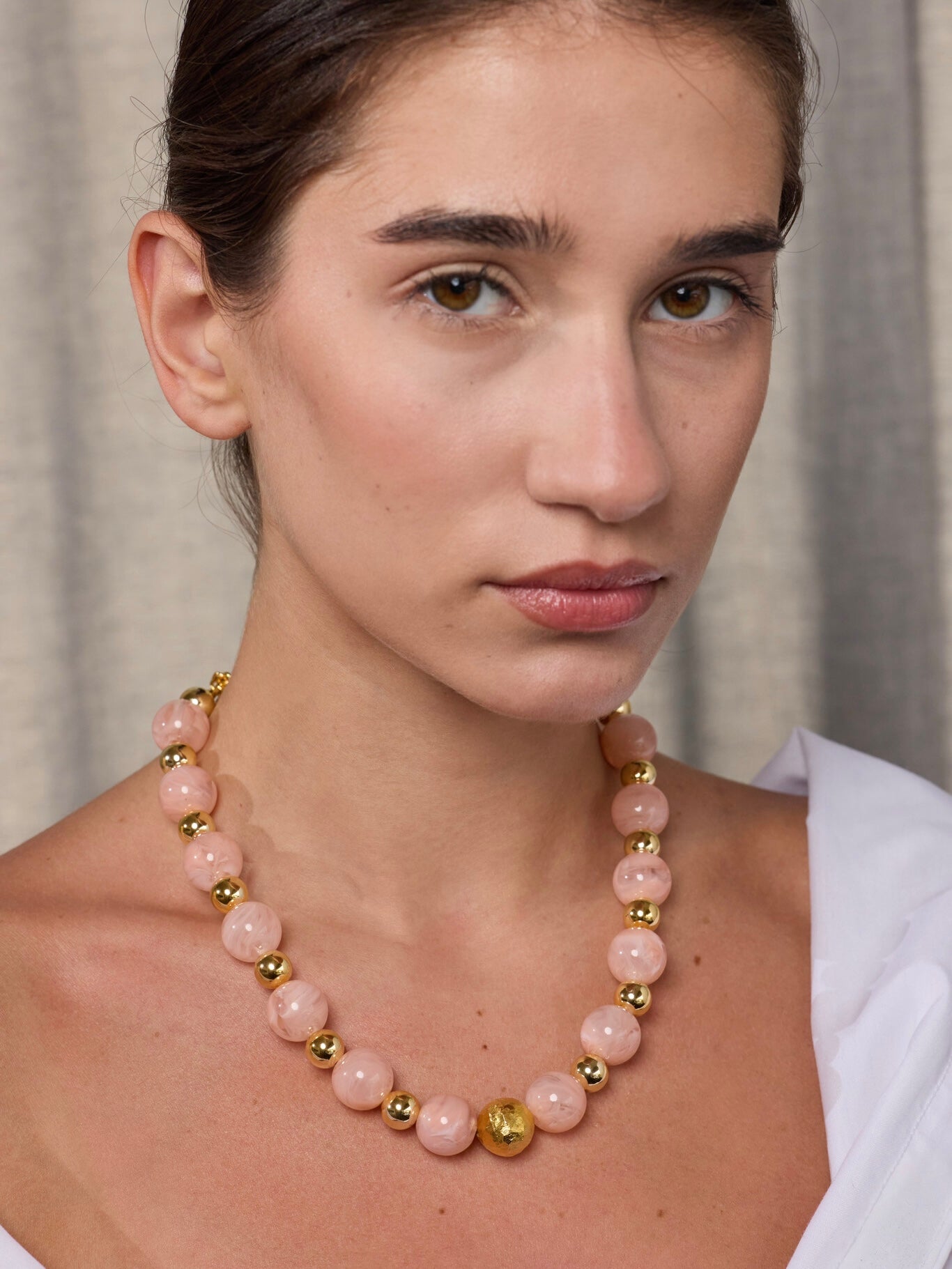 Les Roses Necklace