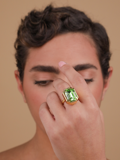 Léonie Ring